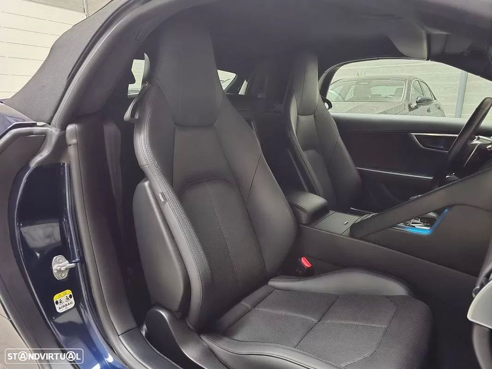 Jaguar F-Type 2.0 i4 R-Dynamic - 16
