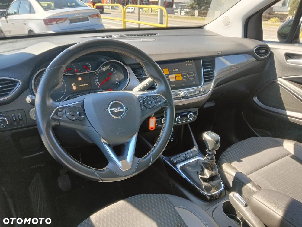 Opel Crossland X - 9