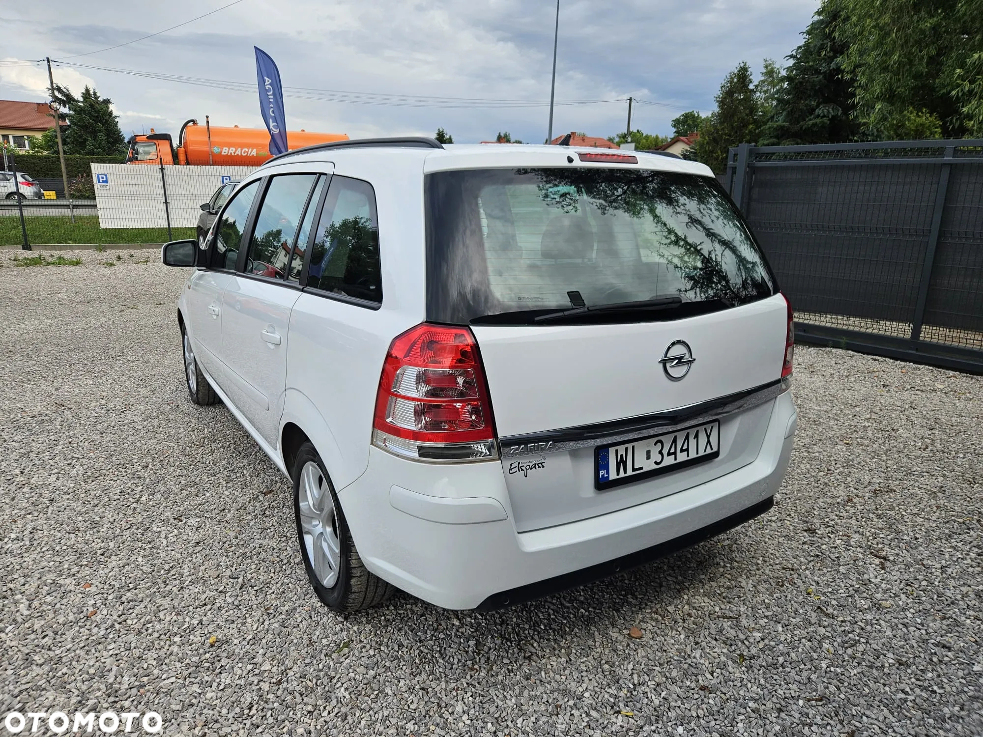 Opel Zafira 1.8 Family Plus - 10