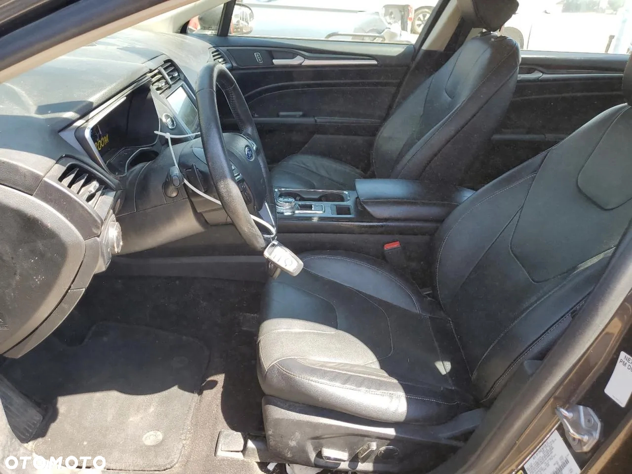 Ford Fusion 2.0 EcoBoost Titanium - 6
