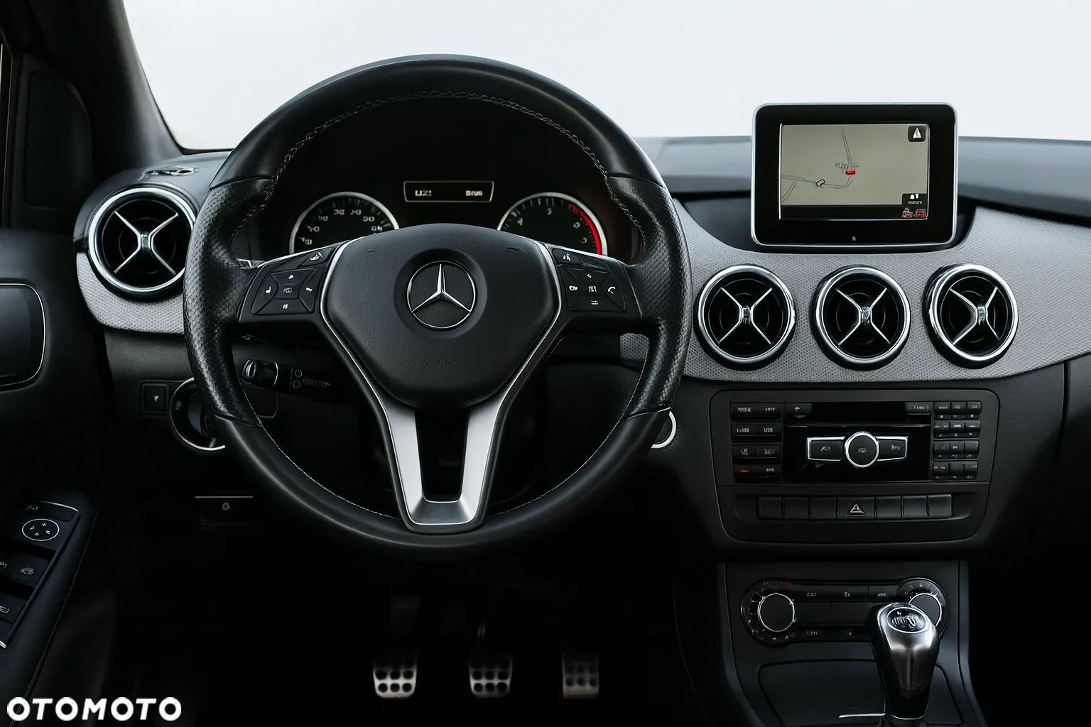 Mercedes-Benz Klasa B 180 (CDI) d - 9