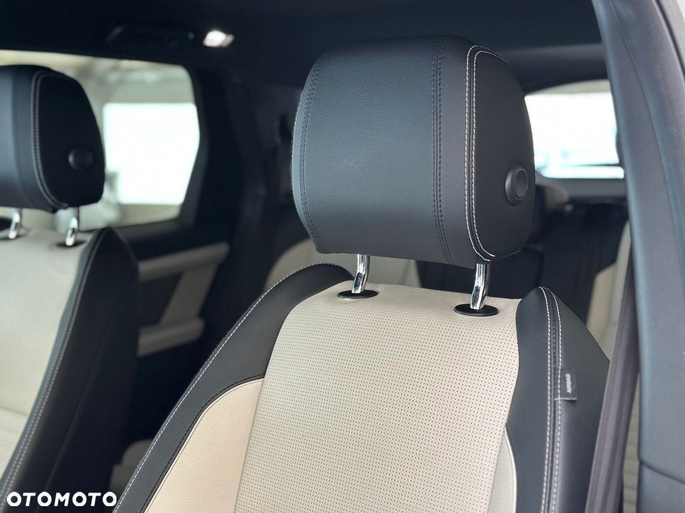 Land Rover Discovery Sport - 33