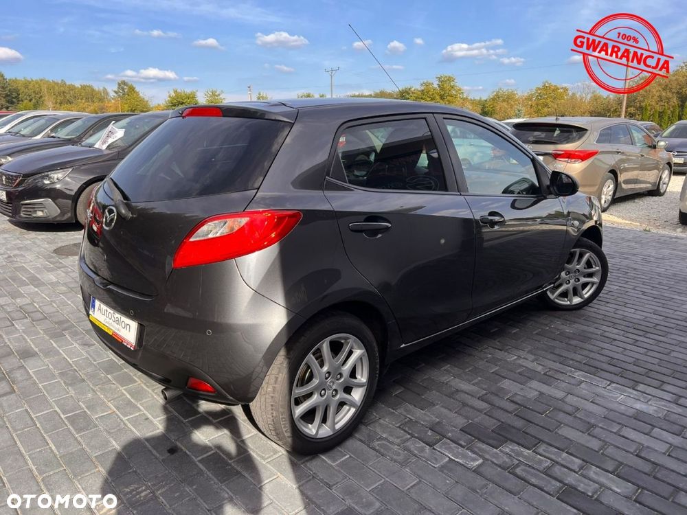 Mazda 2 - 11