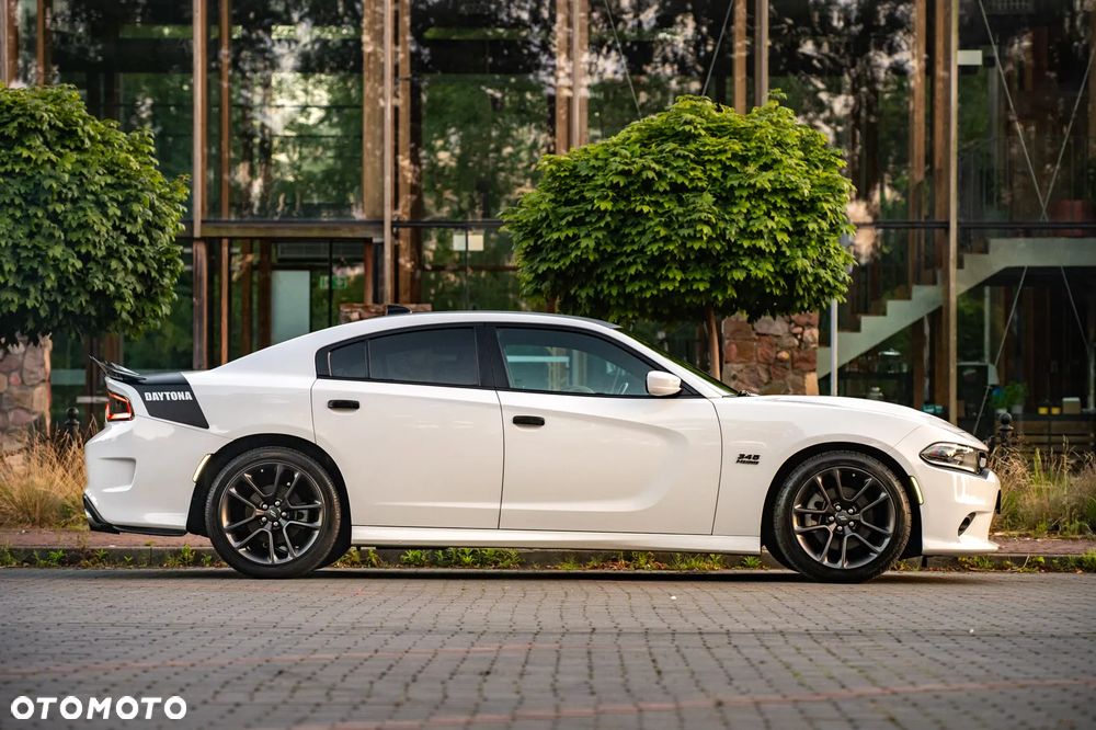Dodge Charger 5.7 R/T Daytona - 6