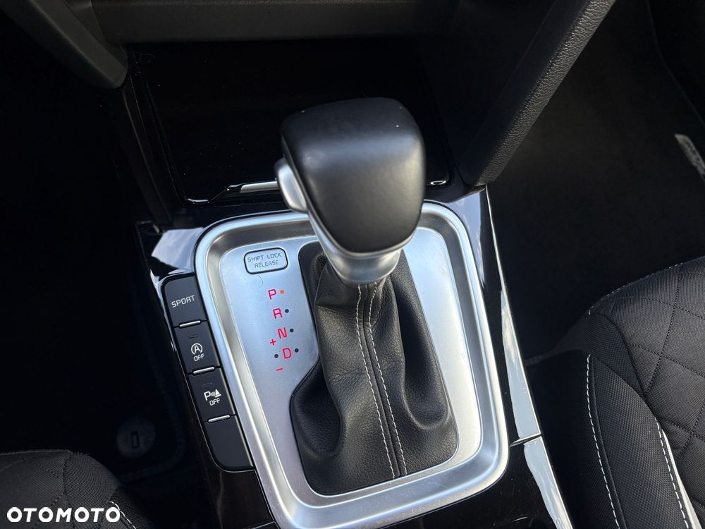 Kia ProCeed 1.5 T-GDI DCT7 OPF GT LINE - 24