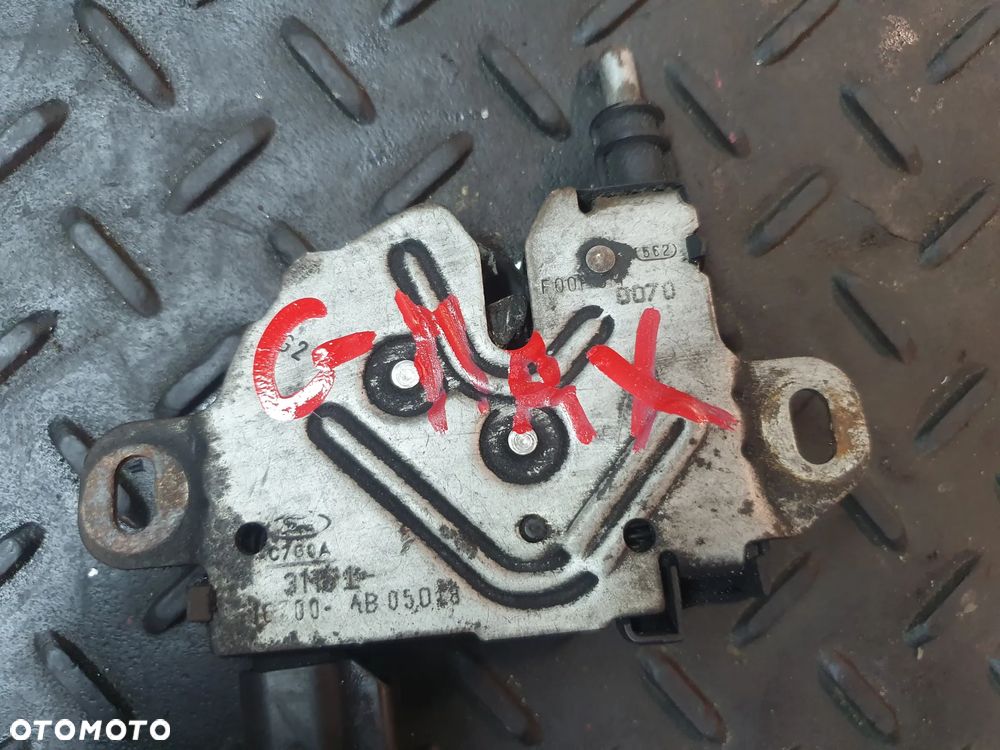 ZAMEK MASKI PRZÓD FORD FOCUS C-MAX Minivan 3M51-16700-AB 03-07 - 3