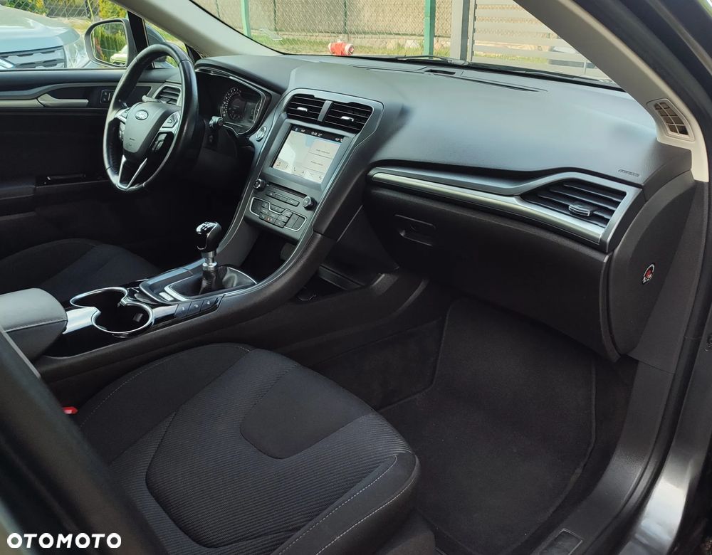 Ford Mondeo - 8