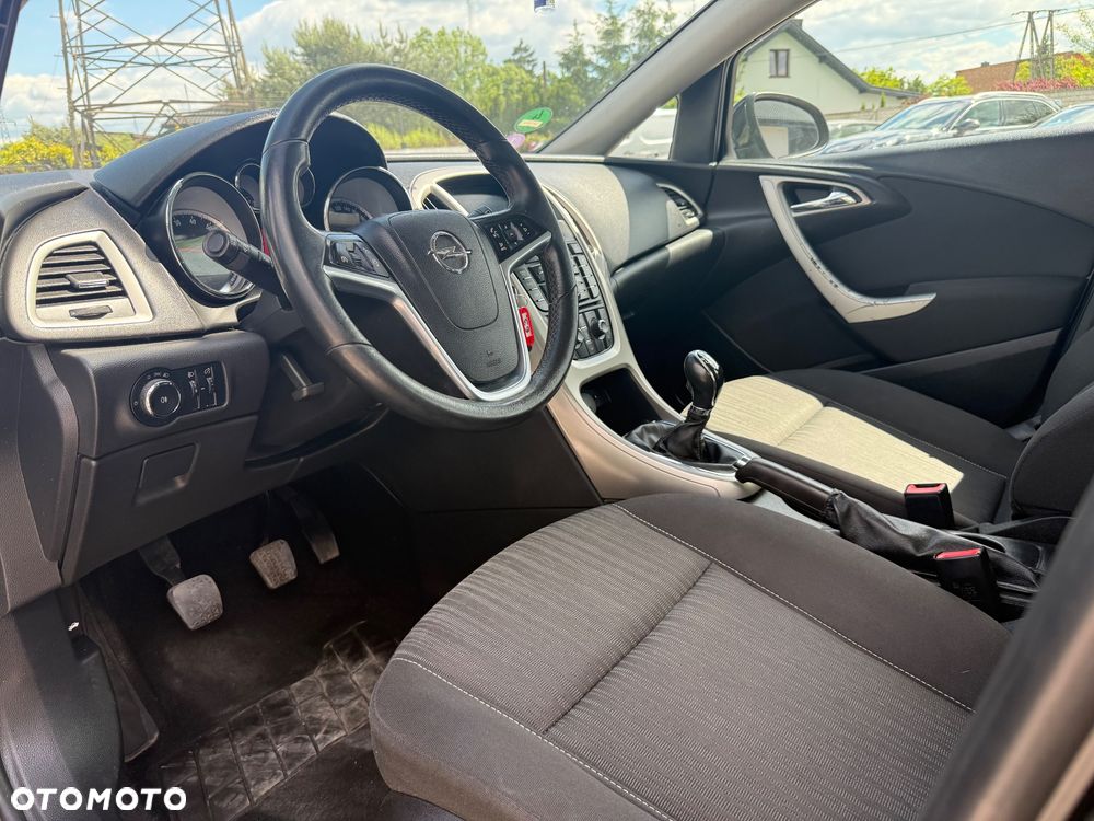Opel Astra 1.4 T Cosmo - 32
