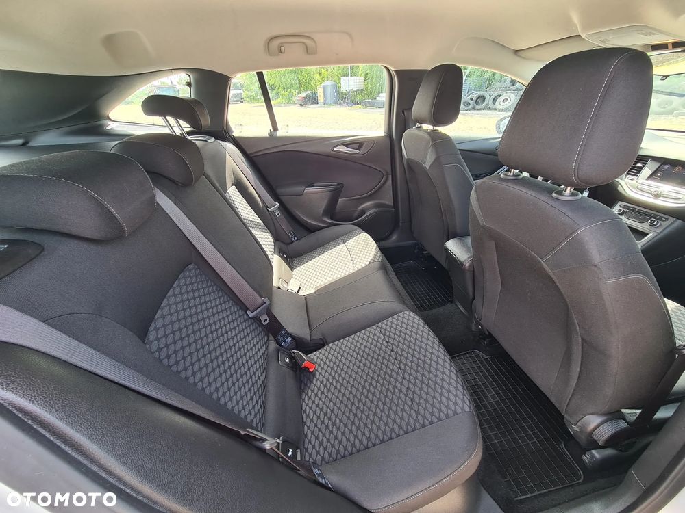 Opel Astra 1.2 T S&S - 26