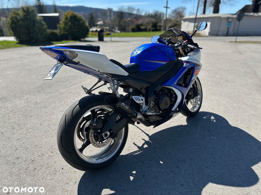Suzuki GSX-R - 4