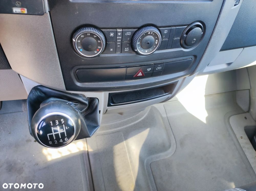 Volkswagen Crafter - 10