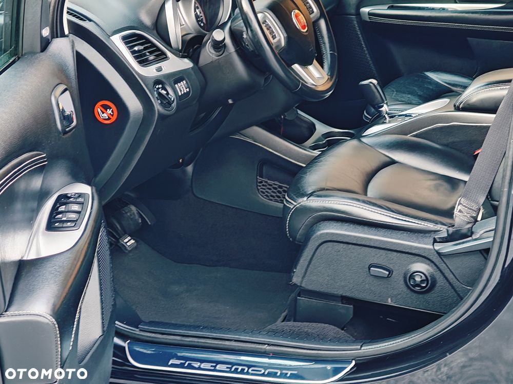 Fiat Freemont 2.0 Multijet 16V DPF Automatik Allrad Lounge - 27