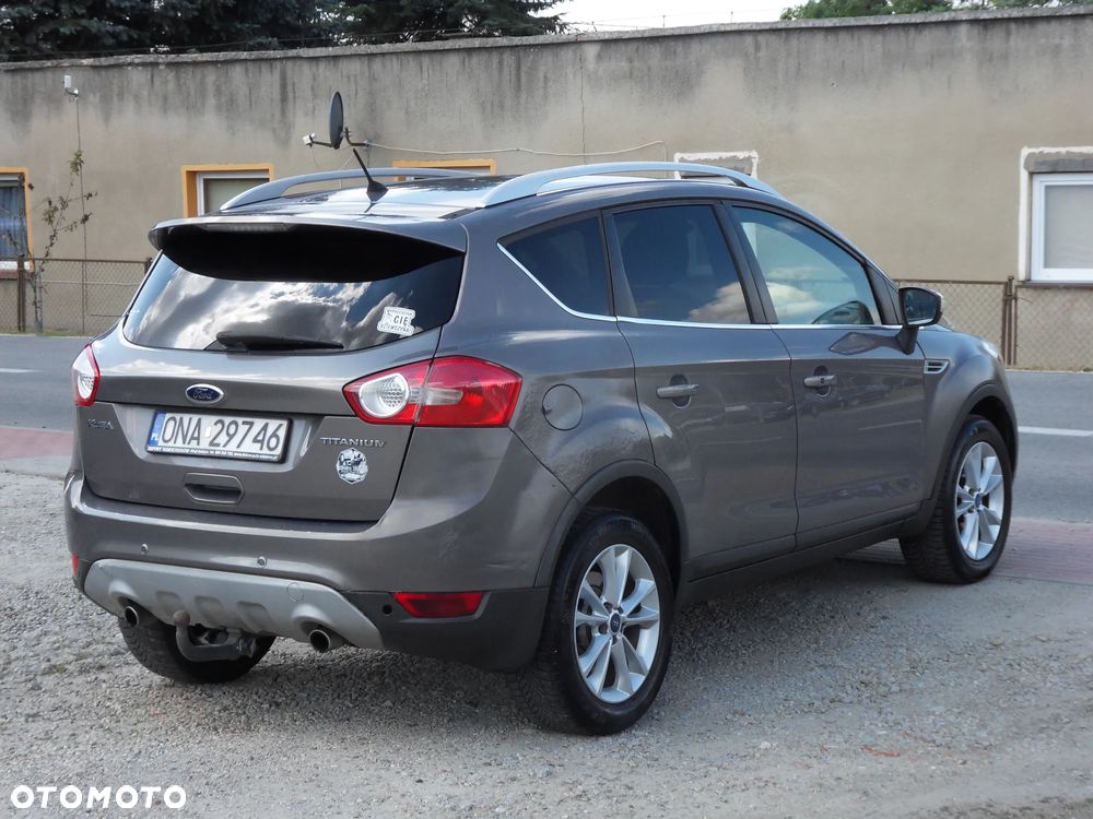 Ford Kuga 2.0 TDCi 2x4 Titanium - 5