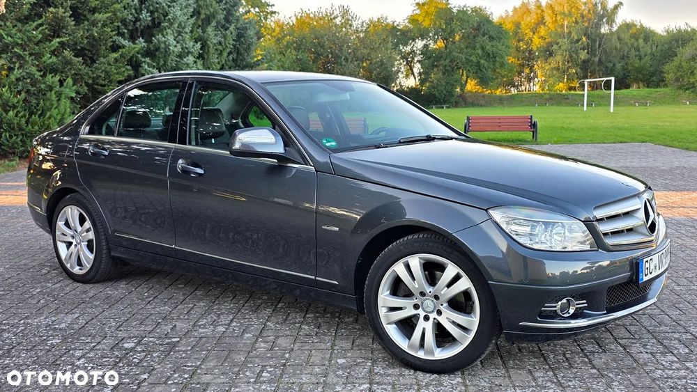 Mercedes-Benz Klasa C 200 CDI DPF Automatik Avantgarde - 16
