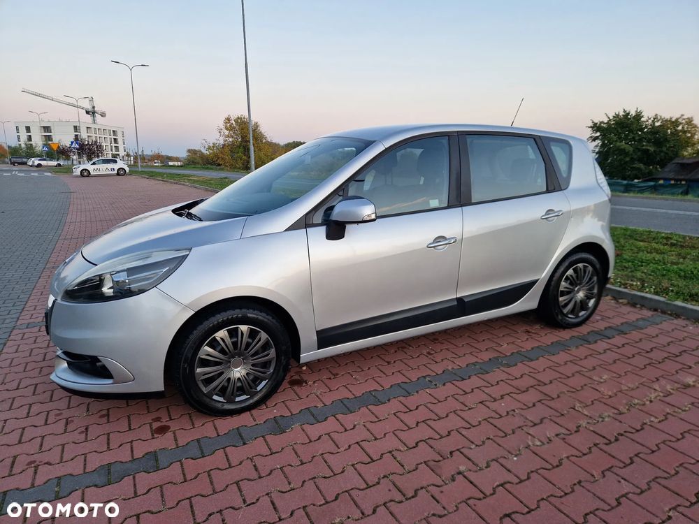 Renault Scenic - 22