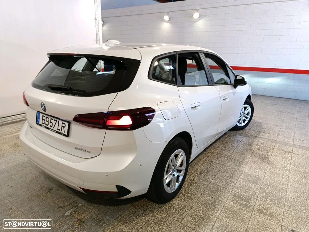 BMW 225xe Active Tourer e xDrive - 4