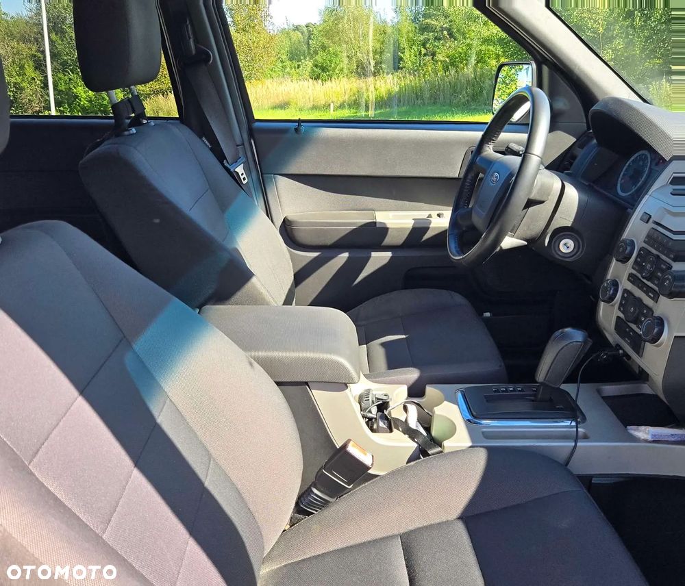 Ford Escape 2.5 FWD S - 12