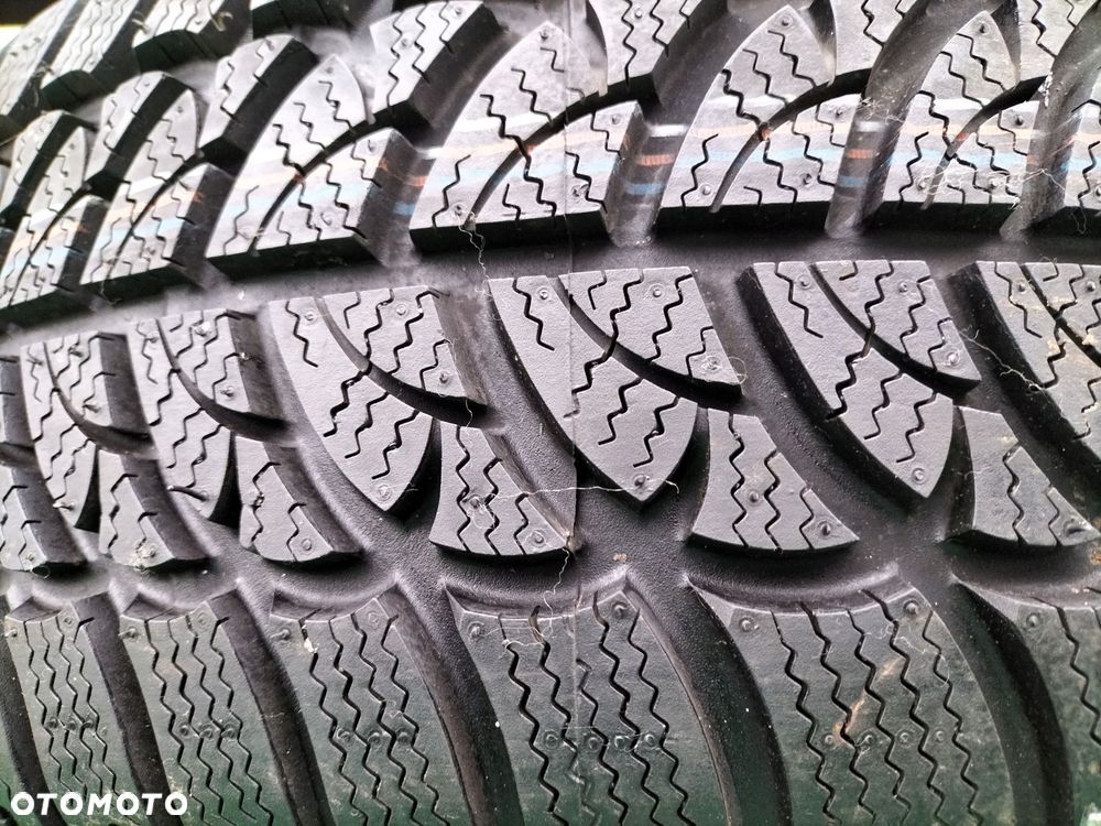 easa + tecar super grip 6 205/55/16, 8,2 mm zapas - 3