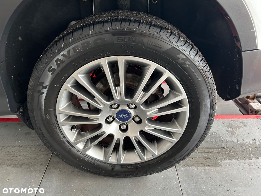 Ford Kuga 2.0 TDCi 2x4 SYNC - 23