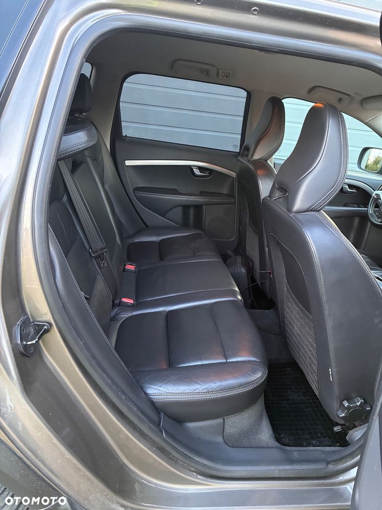 Volvo XC 70 D4 Geartronic Momentum - 28