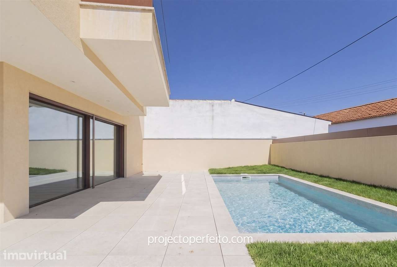 Moradia Isolada T3+1 Venda em São Félix da Marinha,Vila Nova de Gaia - Grande imagem: 2/28