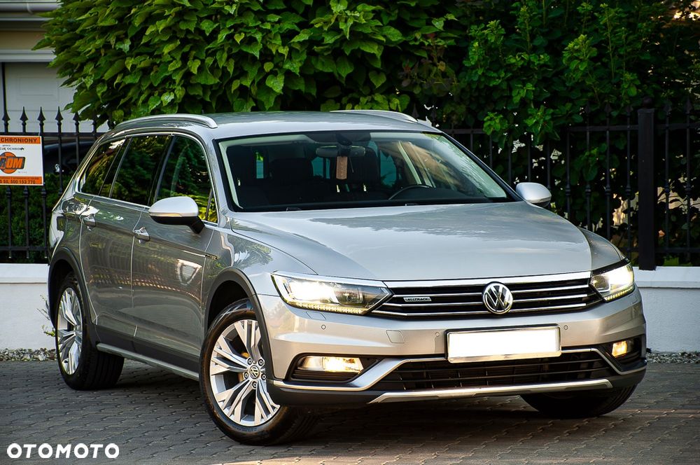 Volkswagen Passat 2.0 TDI SCR 4Mot DSG Highline - 12