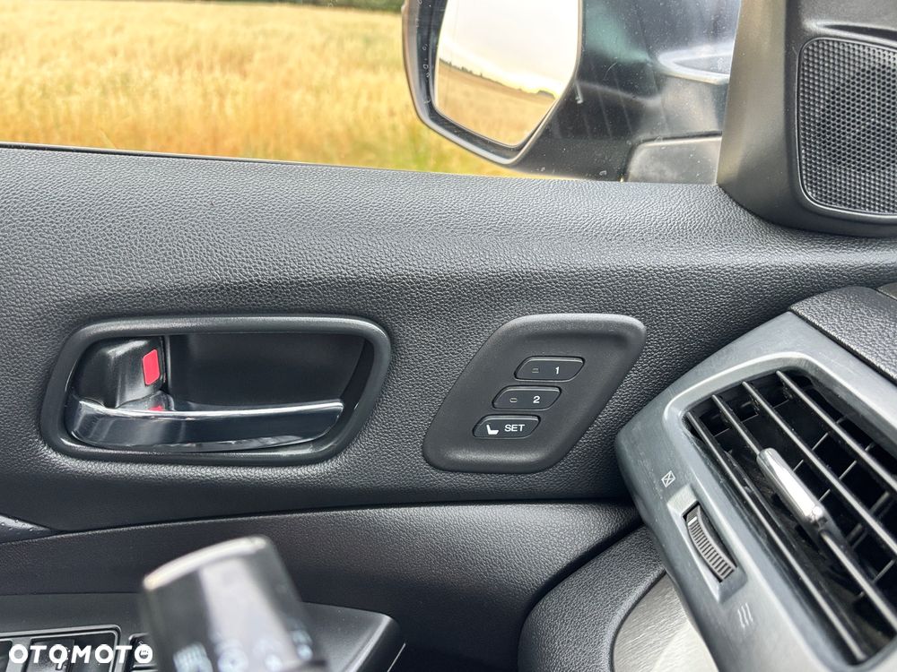 Honda CR-V - 25