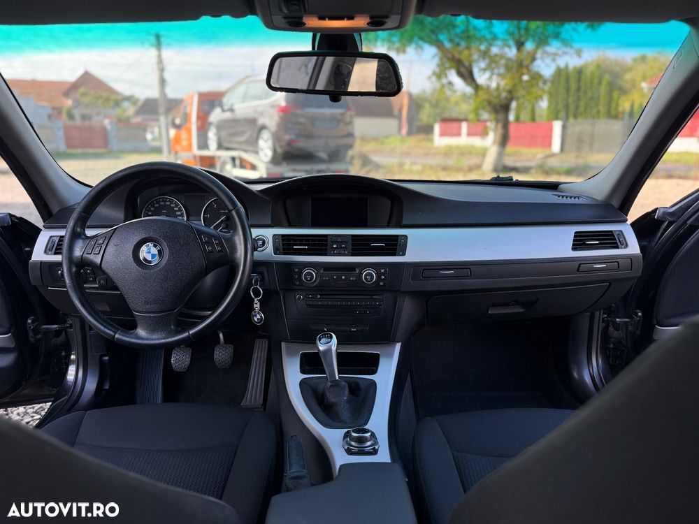 BMW Seria 3 320d - 5