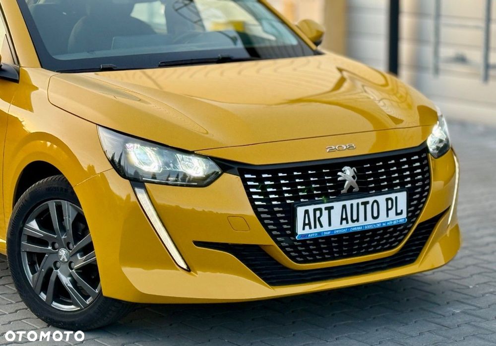Peugeot 208 - 13
