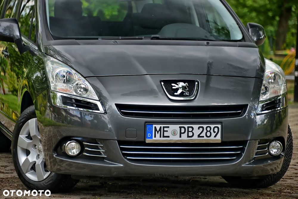 Peugeot 5008 - 10