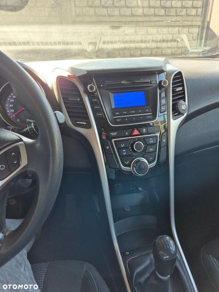Hyundai i30 1.4 CRDi Comfort - 8