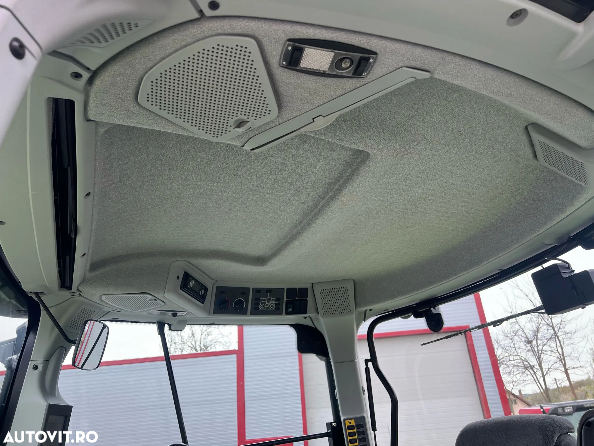 Claas Arion 640 - 8