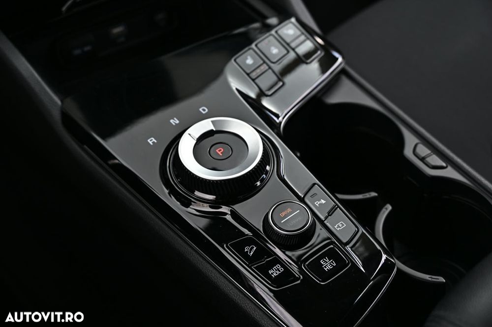 Kia Sportage 1.6 T-GDI PHEV 6AT 4x4 Style - 6