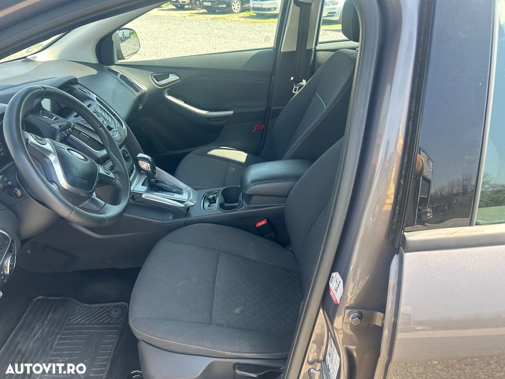 Ford Focus 2.0 TDCI DPF Aut. Champions Edition - 23