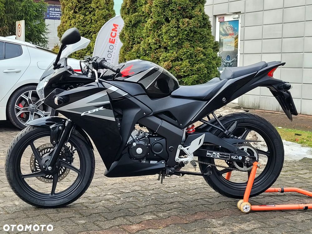 Honda CBR - 11