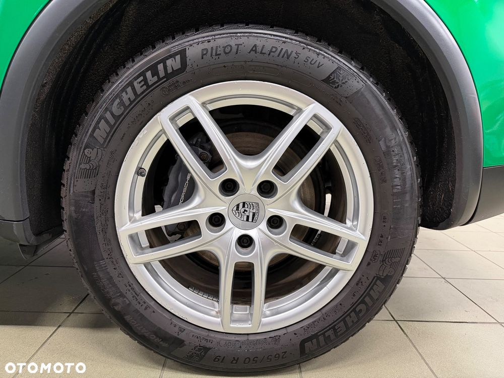 Porsche Cayenne Tiptronic S - 13