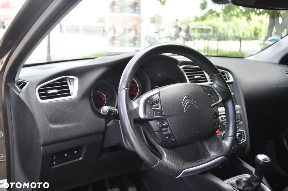 Citroën C4 VTi 120 Attraction - 7