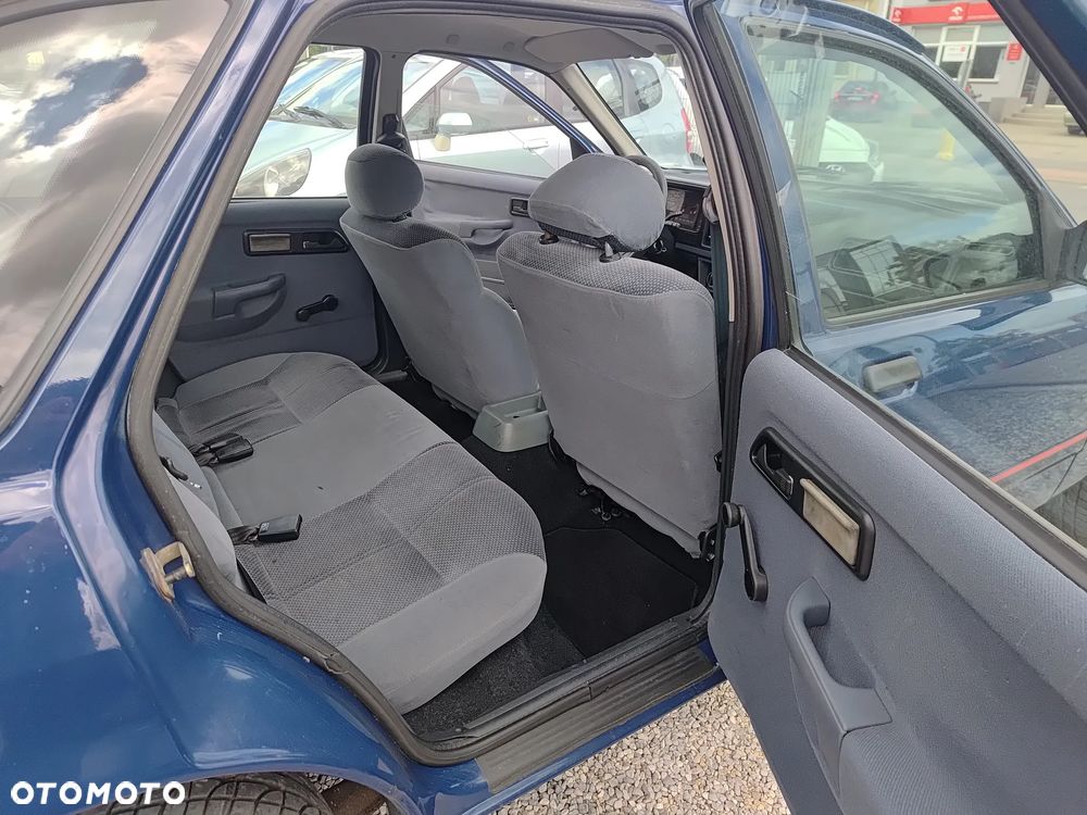 Ford Sierra 1.6 CLX - 12