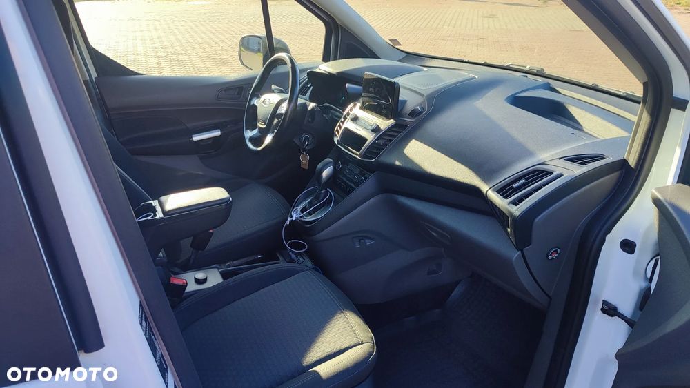 Ford Transit Connect - 8