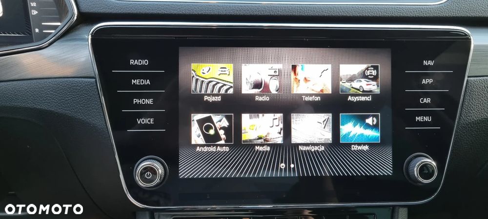 Skoda Superb 2.0 TDI SCR Style DSG - 9