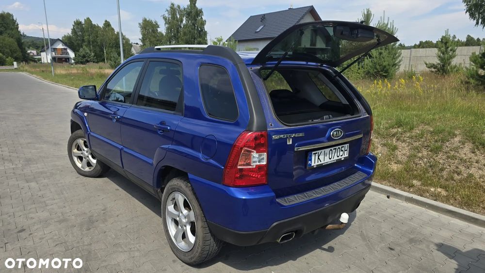 Kia Sportage 2.0 Tour - 4