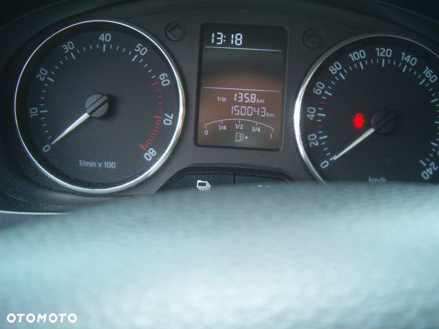 Skoda RAPID - 24