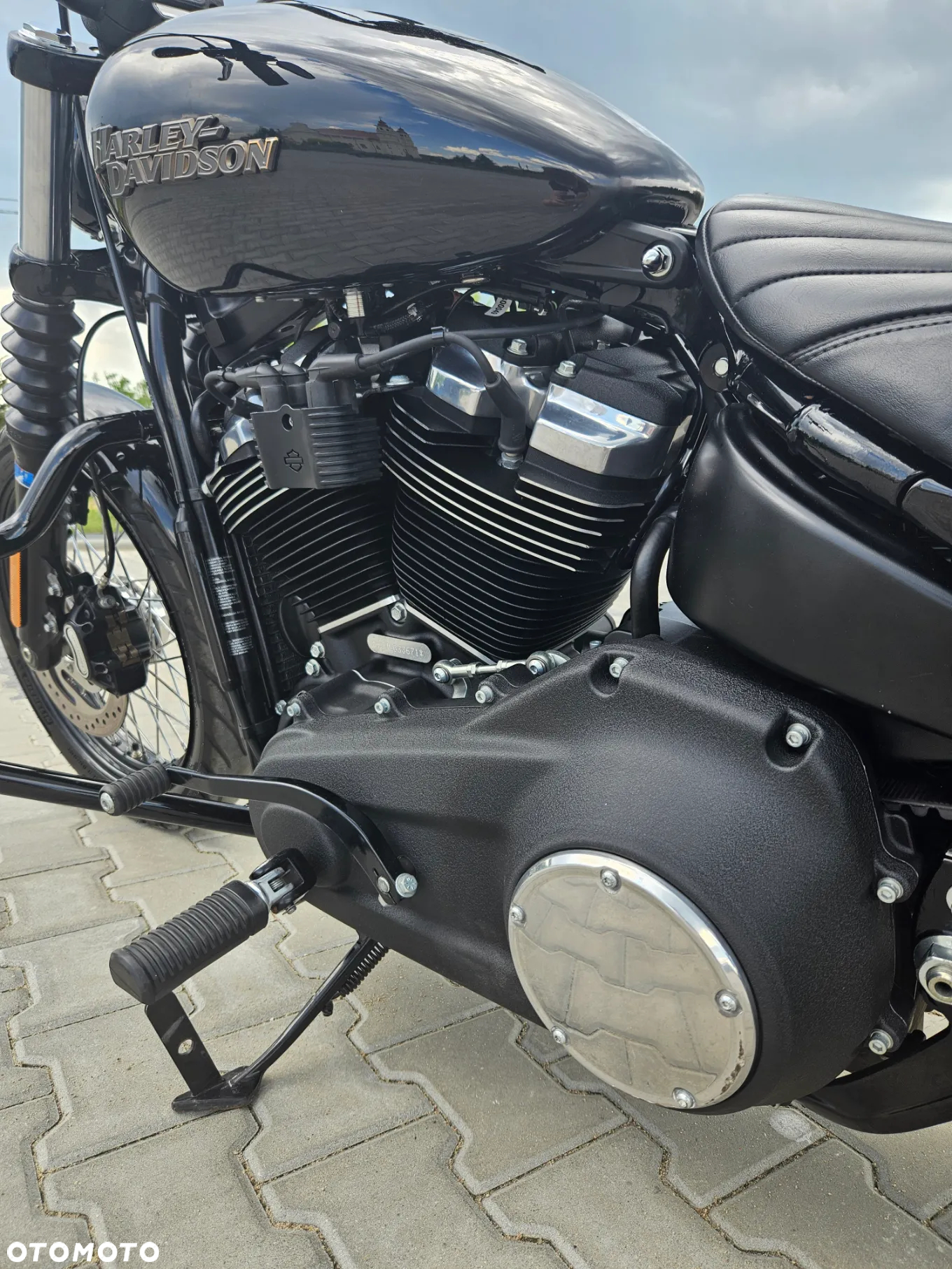 Harley-Davidson Softail Street Bob - 19