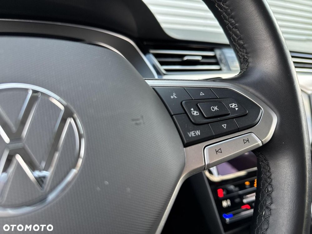 Volkswagen Passat Variant 2.0 TDI SCR Elegance DSG - 22