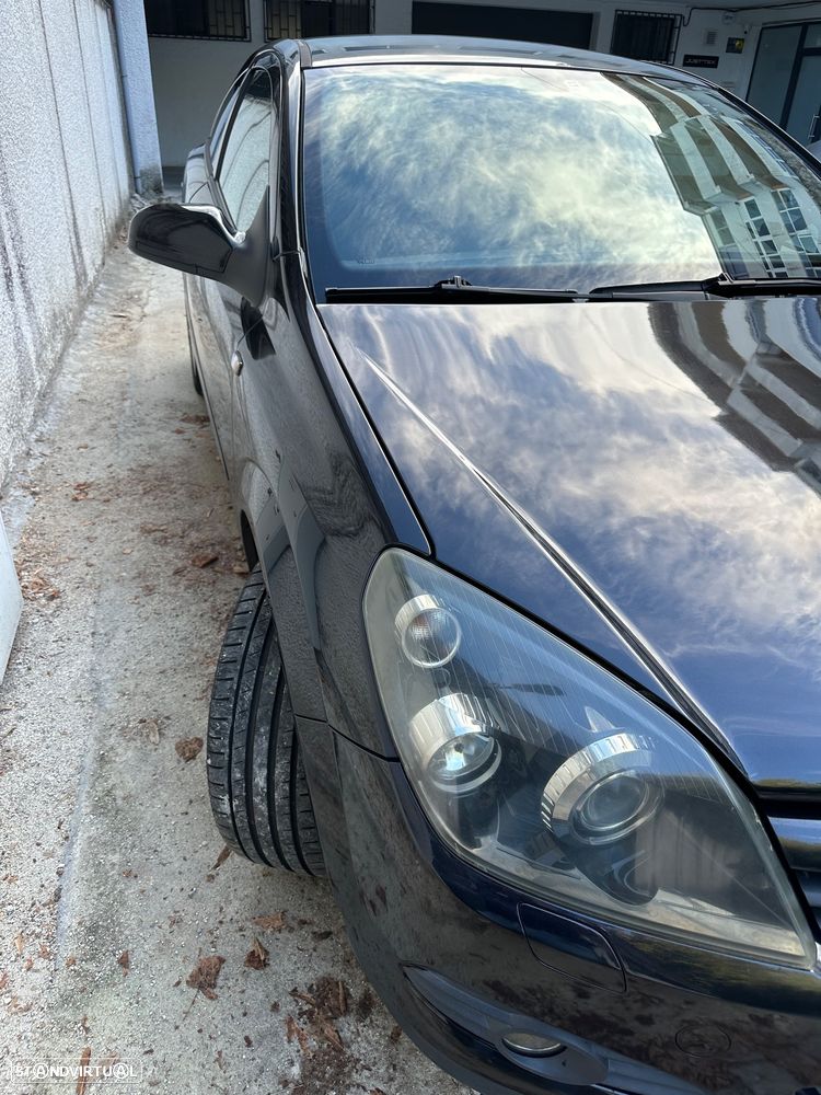 Opel Astra GTC 1.7 CDTi - 4