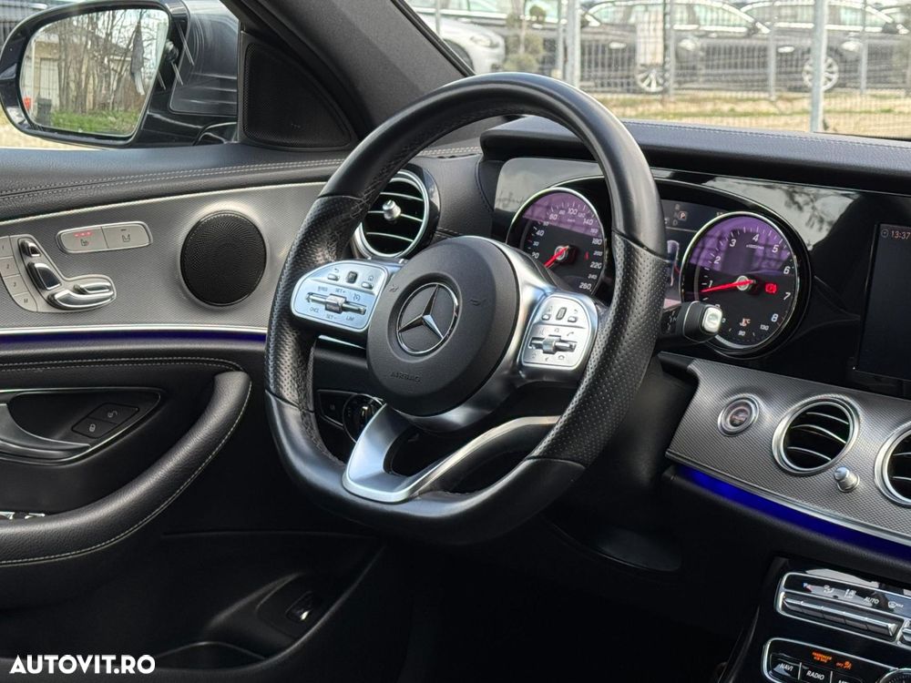 Mercedes-Benz E - 8