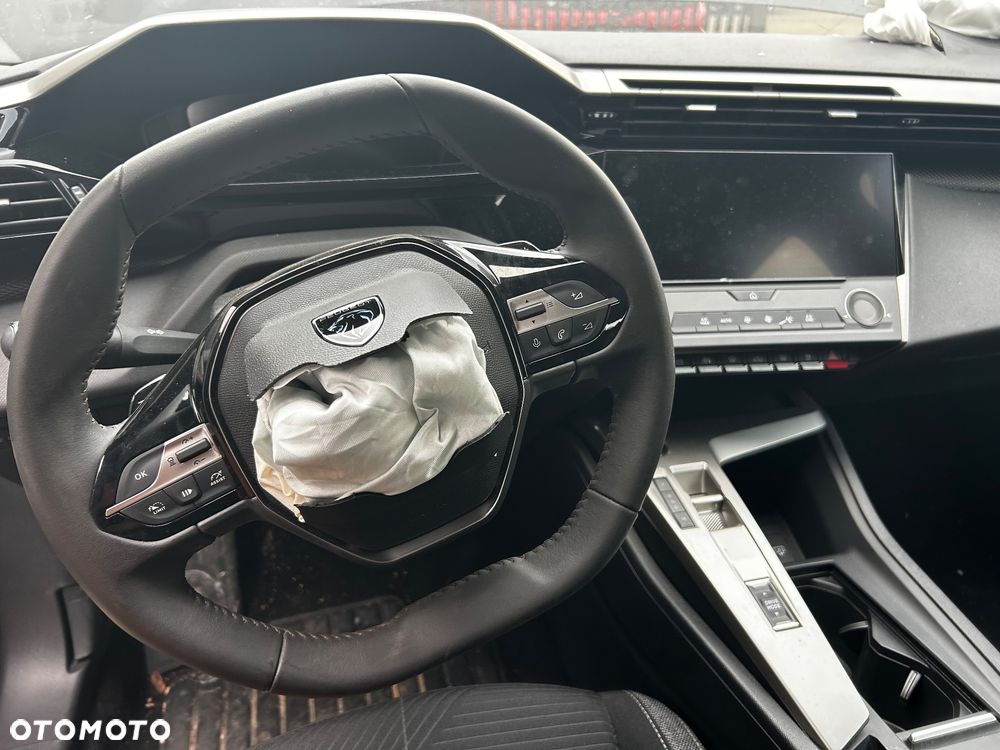 Peugeot 308 - 23