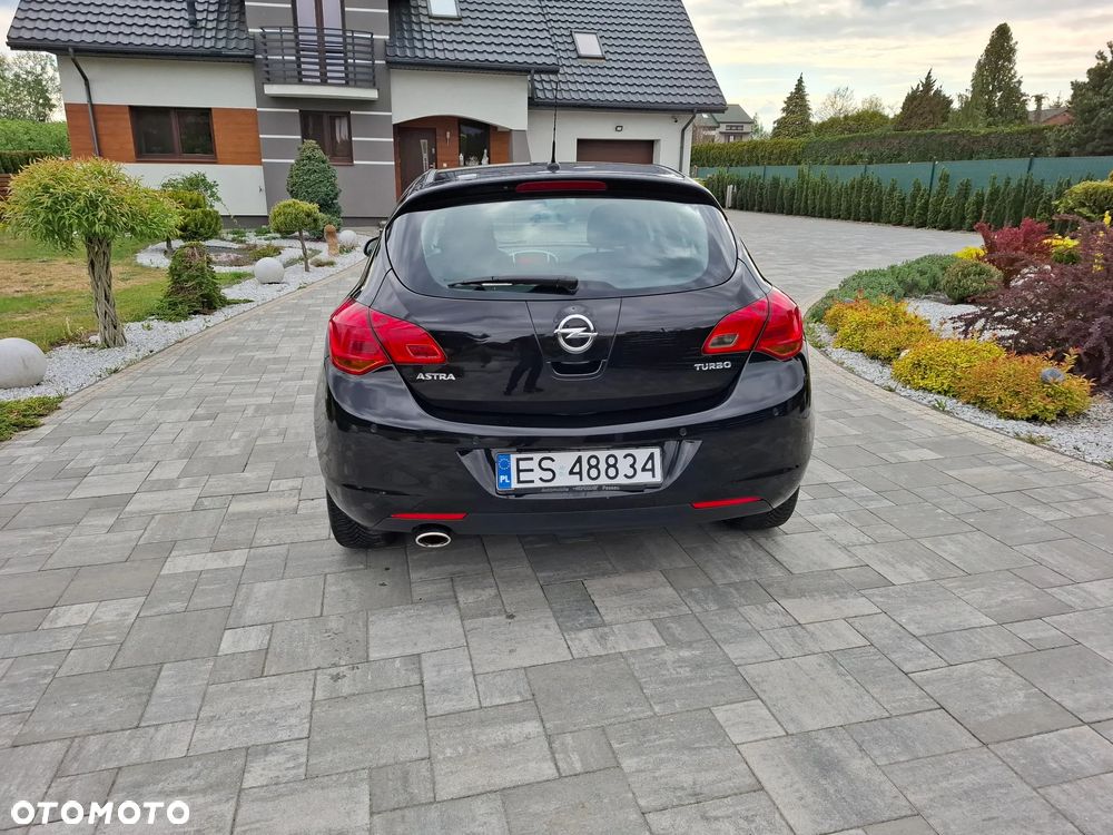 Opel Astra 1.4 Turbo Cosmo - 12