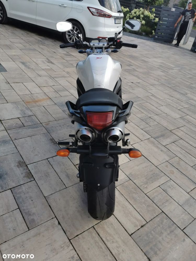Yamaha FZ6 - 28