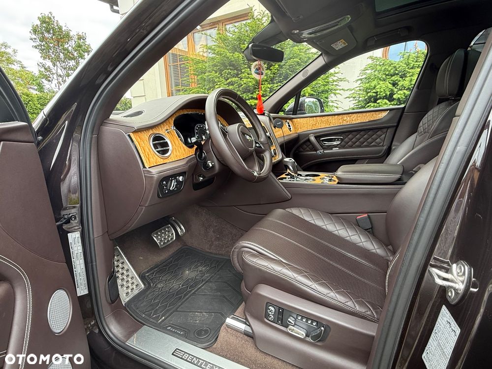 Bentley Bentayga - 9